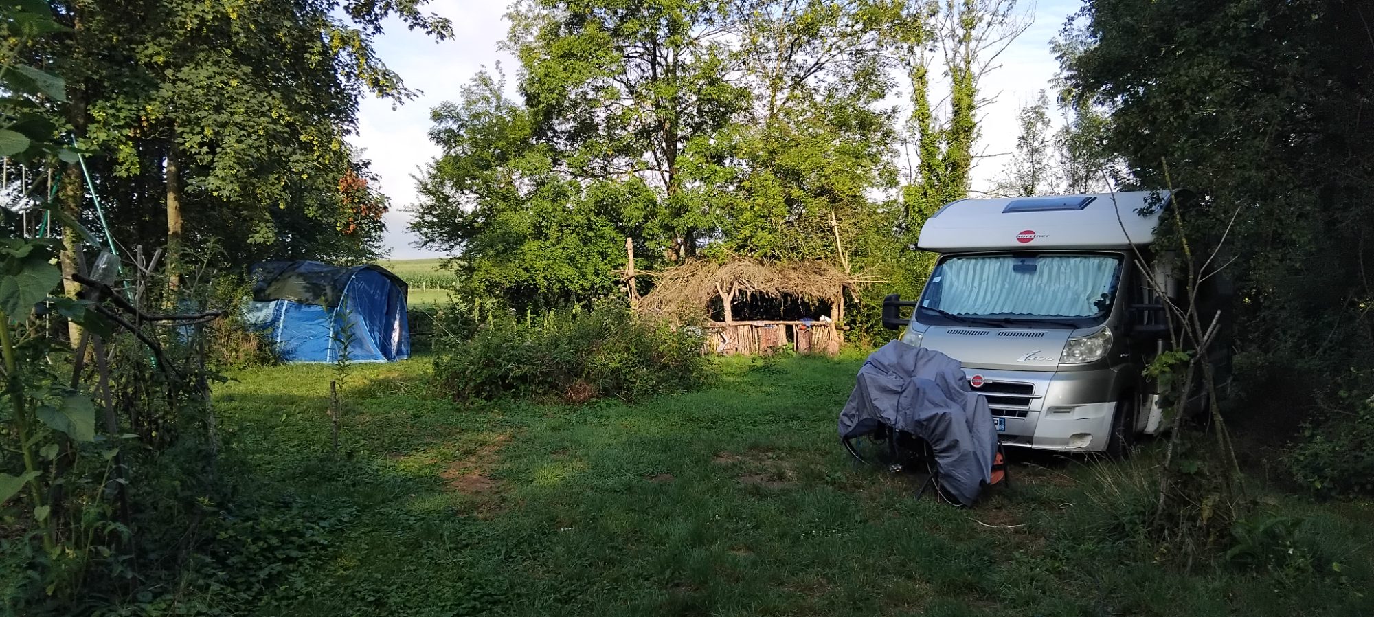 La petite ferme dans la prairie — photo 8